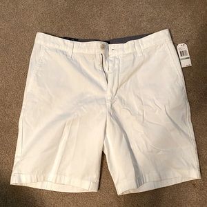 Nautica men’s white shorts. NWT
